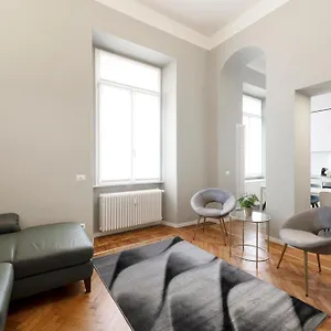 Royal - Centro Daire Milano
